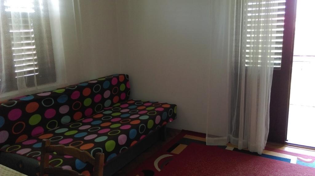 Apartments Ana Ровин Стая снимка